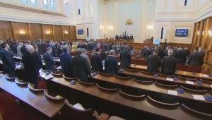 Депутатите почетоха с минута мълчание жертвите от Истанбул