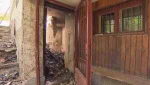 Опожарени и ограбени къщи в село до Своге