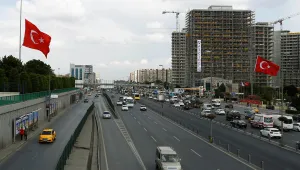 Не е ясно как атентаторите са внесли оръжие на летище 