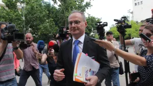 Лозан Панов поиска свикване на Велико народно събрание и промени в Конституцията