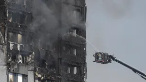 Двама българи са потърсили помощ от посолството ни след пожара в Лондон