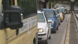 Ремонти на основни улици превърнаха трафика във Враца в кошмар