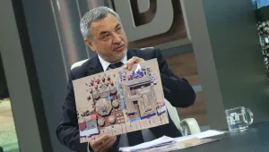 След мигрантите, Валери Симеонов ще гони и алкохолните туристи от България