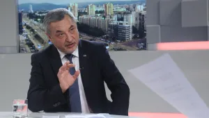 Валери Симеонов към ГЕРБ: Не приемайте оставката на Делян Добрев