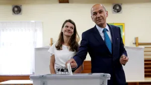 Дясна антиимигрантска партия спечели парламентарните избори в Словения
