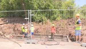 Започна изграждането на пасарелката край село Атия