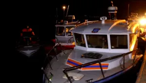 10 души загинаха при сблъсък между катамаран и баржа в река Волга