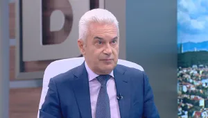 Волен Сидеров: Ако е последователен, Симеонов ще се заеме с шума от сватбите