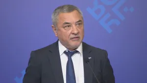 Валери Симеонов: На майките не им е работа колко струва билетът на зам.-министърката (ВИДЕО)