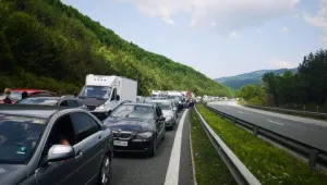 В Ботевград излизат на протест срещу шума от магистрала 