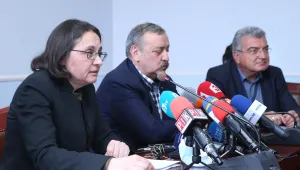 След края на брифингите на оперативния щаб: Хаос с данните за коронавируса у нас