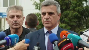 Стефан Янев: Надеждите за намиране на пилота не са големи