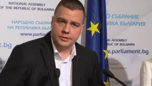Балабанов: Бих поканил Петков на детектор на лъжата