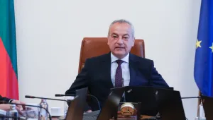 Румен Радев назначи Гълъб Донев за началник на кабинета си 