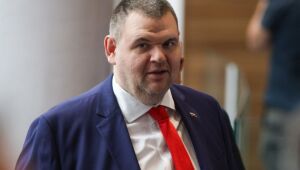 Делян Пеевски: Спекулациите за референдум „за“ или „против“ еврото са капан 