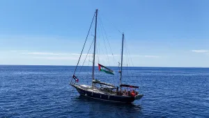 С Грета Тунберг на борда: Активисти отплаваха към ивицата Газа