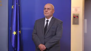 Преходът от лев към евро: Управителят на БНБ се срещна с еврокомисаря Домбровскис