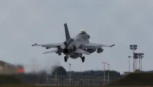 Запрянов: Няма опасност самолетите F-16 да не летят, в момента приемаме частите и боеприпасите за тях