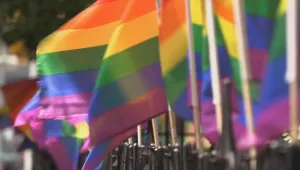 Фон дер Лайен призова Унгария да разреши провеждането на прайда в Будапеща