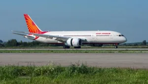 Технически проблем: Малко след излитането си самолет Boeing на Air India се приземи обратно