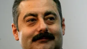 Министър Нанев подава оставка 