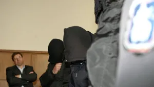 Експерти: Йоско не е в състояние да се явява на заседания