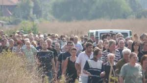 Паметна плоча за загиналите в Катуница Ангел и Павел