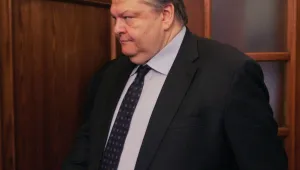 Венизелос оглави ПАСОК