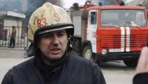 Огън изпепели фургони в Казичане