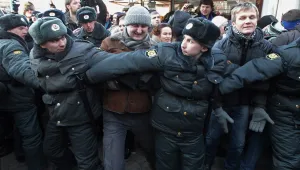 Още 100 руски опозиционери 