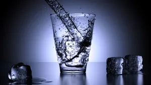 Нанодървета превръщат водата в гориво