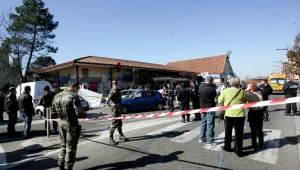 Стрелба по войници във Франция, трима са убити