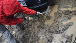 Варненска улица потъна в кал след ВиК авария