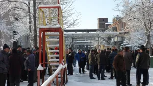 Миньори спират децата си от училище