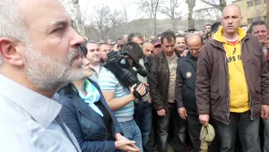 Как държавата да се намеси в споровете между работодатели и служители?