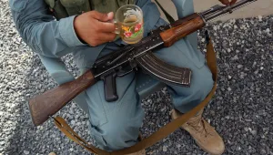 Афганистански полицай уби девет свои колеги