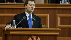 Осъдиха на 9 години затвор бившия премиер на Молдова Влад Филат 