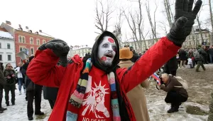 5000 словенци се изправиха срещу 