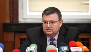 Цацаров потвърди за смачканите в прокуратурата сигнали срещу ЕРП-та