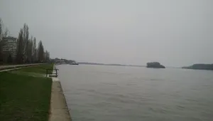 Рекордно ниско ниво на р. Дунав при Русе