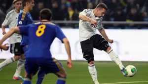 Германия с безпроблемно 3:0 срещу Казахстан