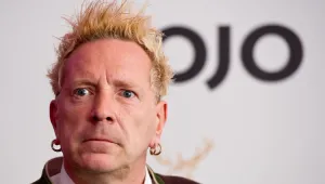 Ексвокалистът на Sex Pistols ще пее в Китай