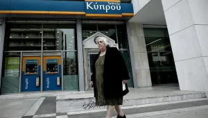 Лимити върху паричните трансфери бяха въведени в Кипър