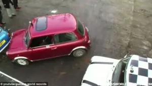 Братя поставиха световен рекорд за паркиране в най-тясно пространство