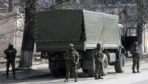 Възможно е снайперист да е стрелял срещу военната част в Симферопол