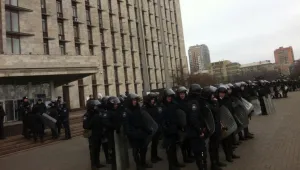 Арест за окупаторите на областната администрация в Донецк