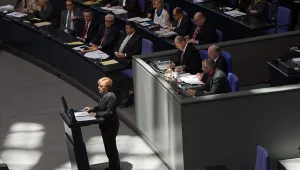 Германският парламент гласува днес по спасителния пакет за Гърция