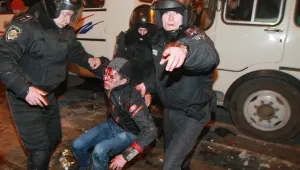 Украйна настръхна след пролятата кръв в Донецк