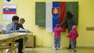 Досегашният премиер и милионер на балотаж в Словакия
