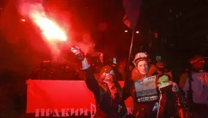 ЕП обмисля дали да вкара „Десен сектор